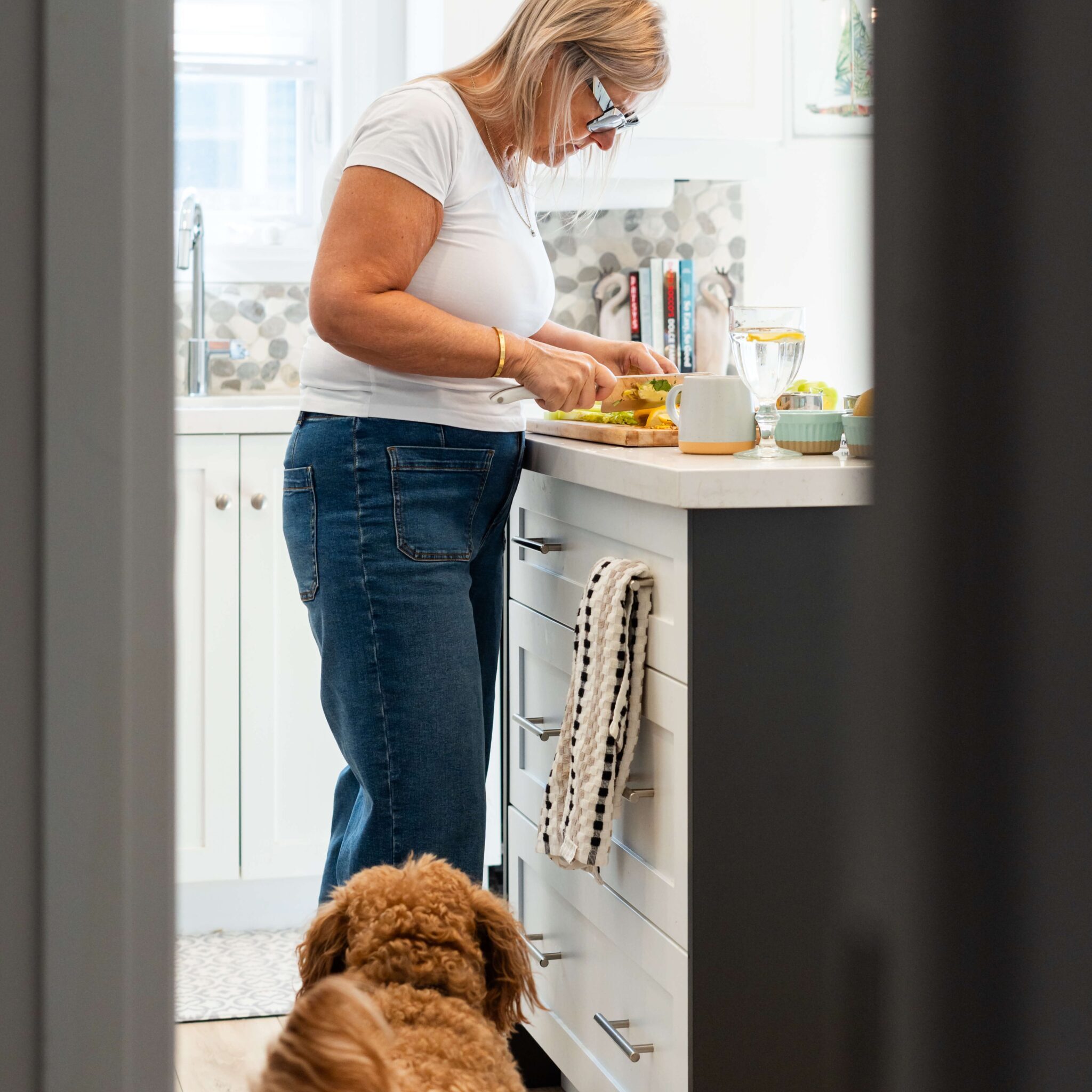 Karen Roy in a kitchen doing the Clean Method